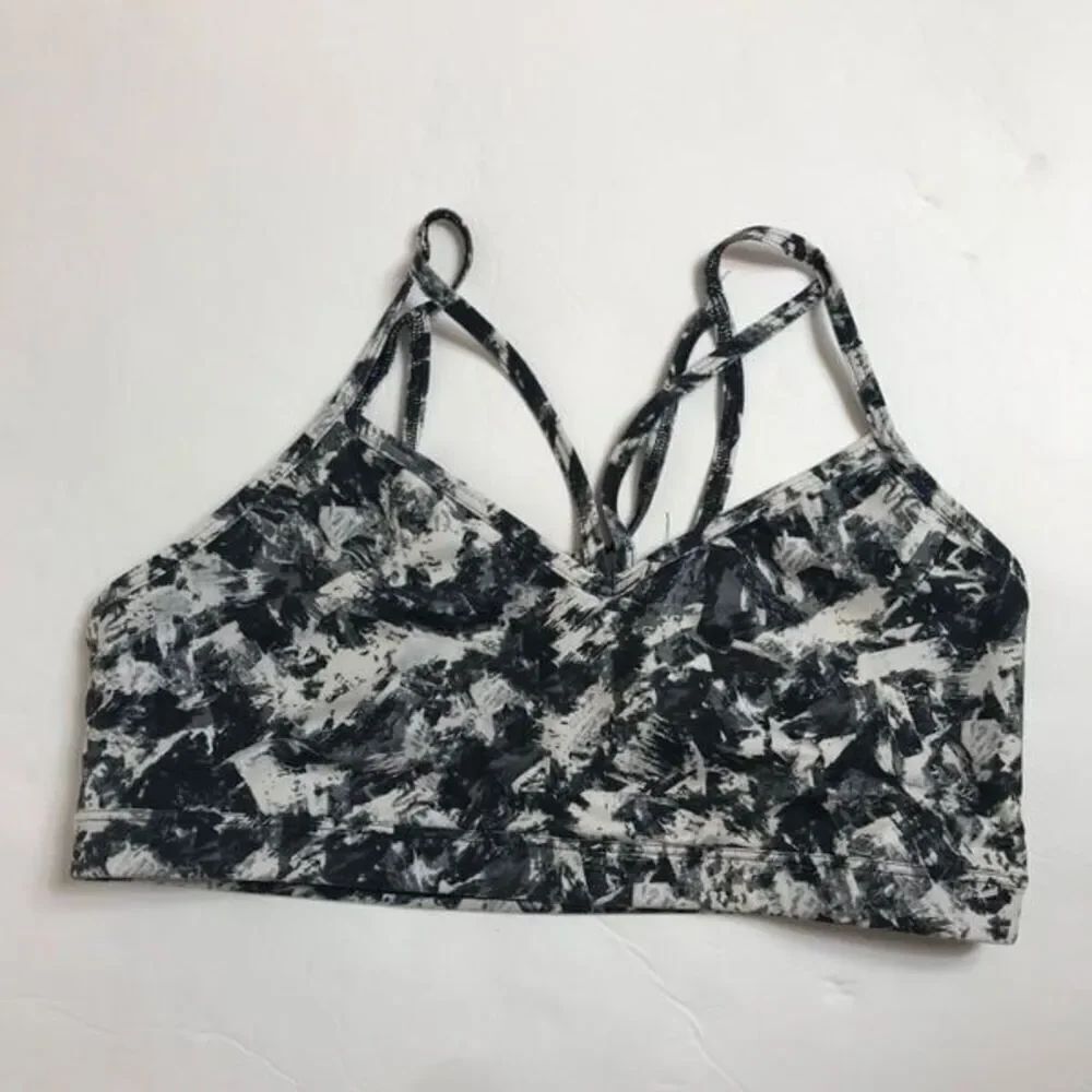 Gapfit gray, and black Sports Bra. Pull up next to some music. 0131